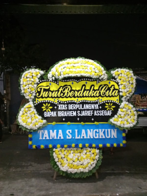 Papan Bunga Duka di Wuar Labobar